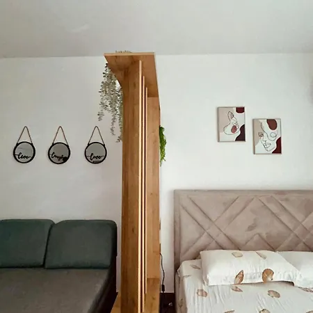 Foleza Apartament-shengjin Апартаменты Margjonaj