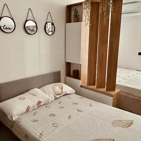 Foleza Apartament-shengjin * Margjonaj
